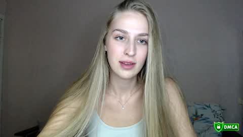Femke online show from 03-30-26, 07:37