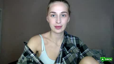 Snapshot of femkedejager chatting on 04-23-26, 08:55 Femke online show from 04-23-26, 08:55