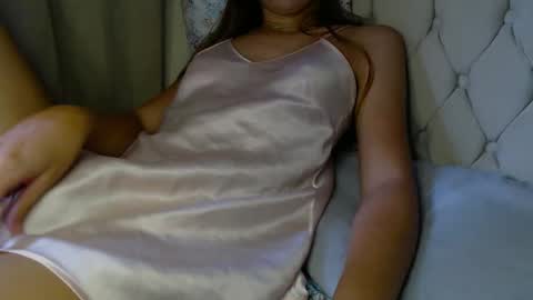 Snapshot of femmeangel chatting on 09-26-25, 11:47 Alice online show from 09-26-25, 11:47