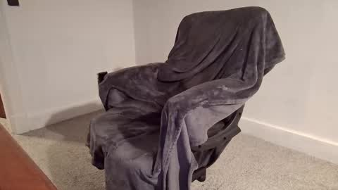 Snapshot of fenrille chatting on 02-27-26, 02:44 Fenrille online show from 02-27-26, 02:44