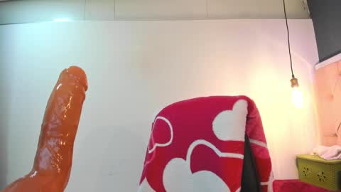 Snapshot of fer_wow chatting on 02-27-25, 08:42 Fernanda online show from 02-27-25, 08:42