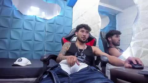 Snapshot of ferchodaniels chatting on 02-06-25, 12:11 Daniel Fernando online show from 02-06-25, 12:11