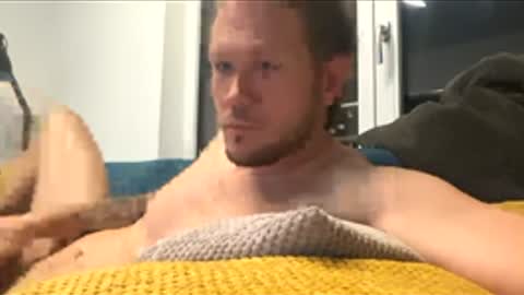 Snapshot of ferdl1988_1 chatting on 03-15-26, 10:49 ferdl1988_1 online show from 03-15-26, 10:49