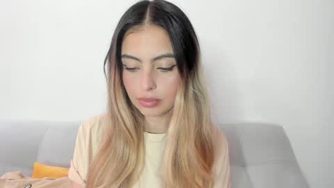 fernanda  online show from 04-06-26, 03:24