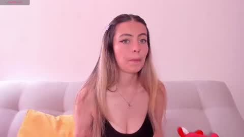 fernanda  online show from 07-14-26, 04:34