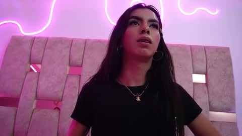 fernanda_thail_ online show from 03-17-26, 03:55