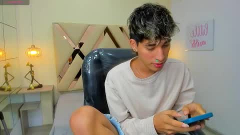 FER PHOENIX online show from 03-07-26, 03:47