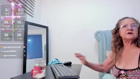 Snapshot of ferrimature chatting on 05-16-26, 12:18 Marcela online show from 05-16-26, 12:18