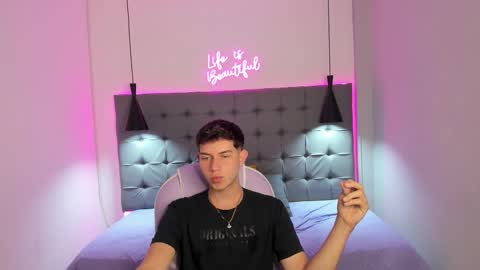 Fer and Rayder online show from 10-16-25, 12:39