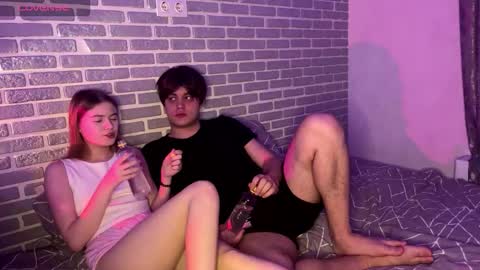 Tina and Tomas online show from 09-22-25, 03:14