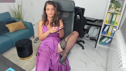 Snapshot of fetish_life chatting on 11-07-25, 03:34 fetish_life online show from 11-07-25, 03:34