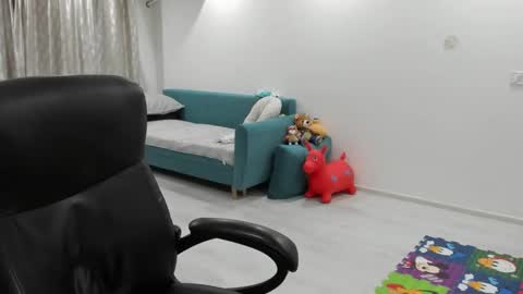 Snapshot of fetishcatalea chatting on 11-05-25, 07:47 Catalea DM online show from 11-05-25, 07:47