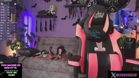 Snapshot of fetishkinkymegan chatting on 01-09-26, 04:43 kinky Megan Draven online show from 01-09-26, 04:43