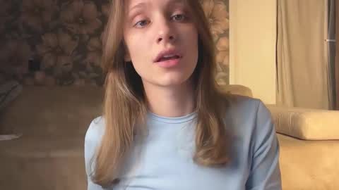 Lisa online show from 02-15-26, 08:13