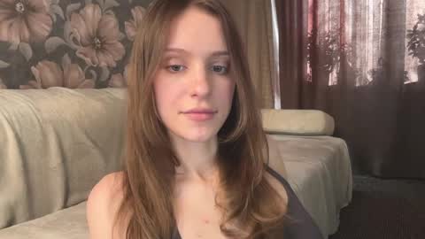 Snapshot of fflloowweerr chatting on 04-26-26, 10:13 Lisa online show from 04-26-26, 10:13