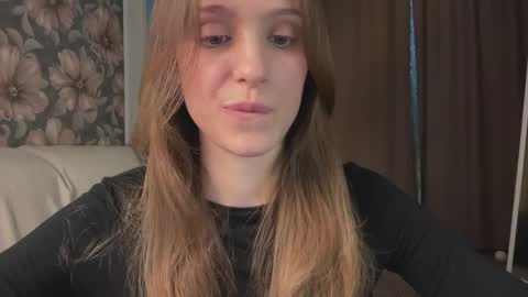 Snapshot of fflloowweerr chatting on 05-20-26, 02:23 Lisa online show from 05-20-26, 02:23