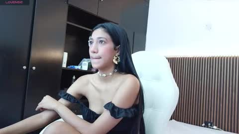 Snapshot of ffreyja_ chatting on 02-09-26, 05:17 Freyja online show from 02-09-26, 05:17