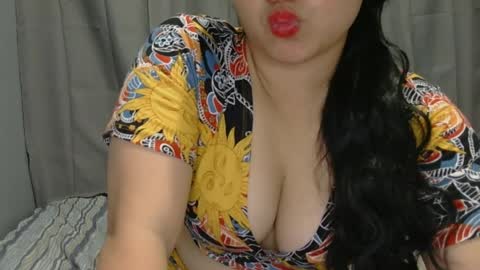 fhwilloughbyxx online show from 04-07-26, 06:36