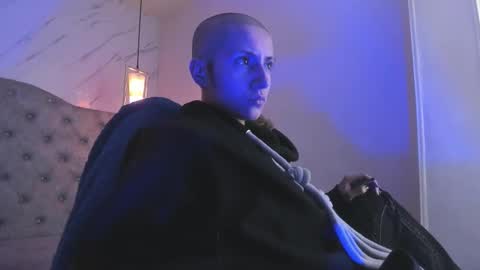   online show from 03-18-26, 11:46