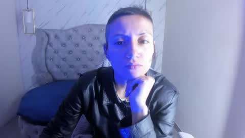 Snapshot of fieramadame chatting on 05-06-26, 12:10 online show from 05-06-26, 12:10