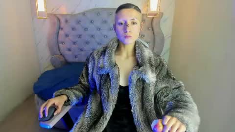 Snapshot of fieramadame chatting on 05-09-26, 07:41 online show from 05-09-26, 07:41