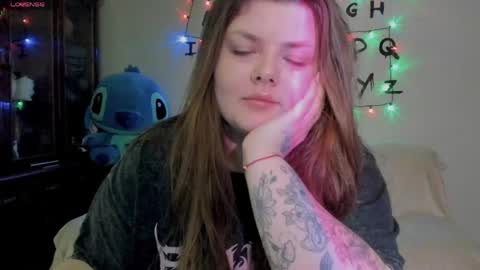 Snapshot of fiery__lady_ chatting on 04-18-26, 10:52 Evita online show from 04-18-26, 10:52