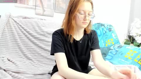 Snapshot of fiery__mary chatting on 03-31-26, 12:45 Mary online show from 03-31-26, 12:45