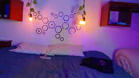 fieryduox online show from 11-24-25, 02:00