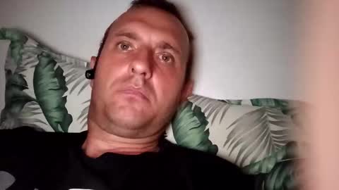 Snapshot of figonik chatting on 11-09-25, 08:18 Nick online show from 11-09-25, 08:18