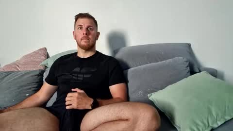 Snapshot of fikol123 chatting on 09-22-25, 08:38 fiolkamil online show from 09-22-25, 08:38