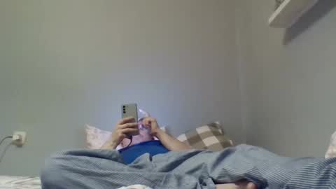 filipek757 online show from 12-08-24, 09:41