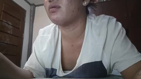 Snapshot of filipina_arah chatting on 09-21-25, 02:29 arah online show from 09-21-25, 02:29