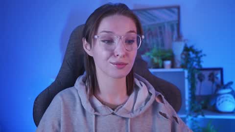 Snapshot of filipinaadams chatting on 01-11-25, 09:04 cap and Lana  online show from 01-11-25, 09:04