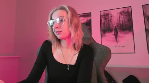 Snapshot of filipinaadams chatting on 03-02-25, 02:30 cap and Lana  online show from 03-02-25, 02:30