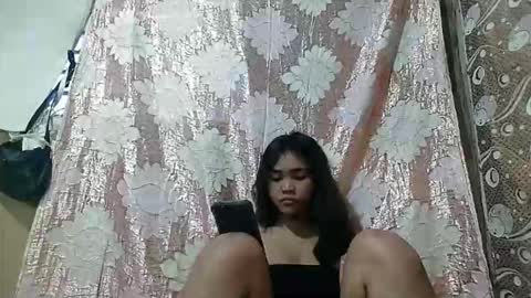 Snapshot of filipinagirl_18 chatting on 04-04-26, 09:45 filipinagirl_18 online show from 04-04-26, 09:45