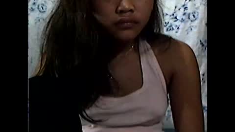 Snapshot of filipinagirl_18 chatting on 04-22-26, 09:27 filipinagirl_18 online show from 04-22-26, 09:27
