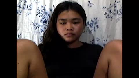 Snapshot of filipinagirl_18 chatting on 04-26-26, 09:56 filipinagirl_18 online show from 04-26-26, 09:56