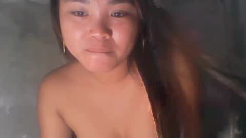 Snapshot of filipinagirl_18 chatting on 08-06-26, 11:56 filipinagirl_18 online show from 08-06-26, 11:56