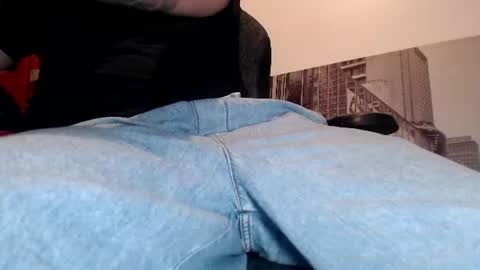 Snapshot of filouxx70 chatting on 07-19-26, 11:30 filouxx70 online show from 07-19-26, 11:30