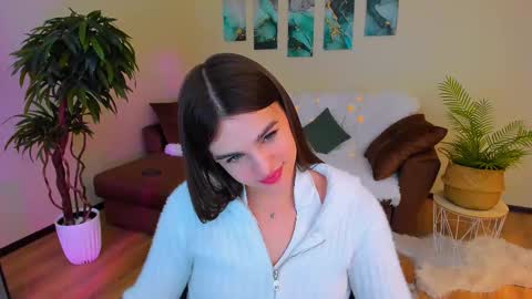 Snapshot of finalaccord chatting on 02-09-25, 04:18 Amanda online show from 02-09-25, 04:18