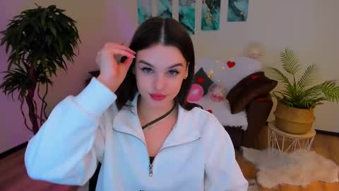 Snapshot of finalaccord chatting on 02-17-25, 12:05 Amanda online show from 02-17-25, 12:05