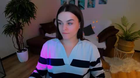 Snapshot of finalaccord chatting on 03-07-25, 04:11 Amanda online show from 03-07-25, 04:11