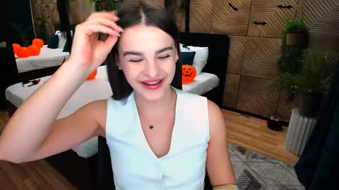 Snapshot of finalaccord chatting on 10-29-25, 04:37 Amanda online show from 10-29-25, 04:37