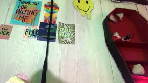 Snapshot of findommefoxi chatting on 12-18-24, 04:09 findommefoxi online show from 12-18-24, 04:09