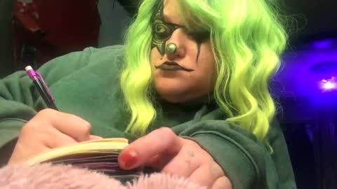 Snapshot of findommefoxi chatting on 01-21-25, 07:47 findommefoxi online show from 01-21-25, 07:47