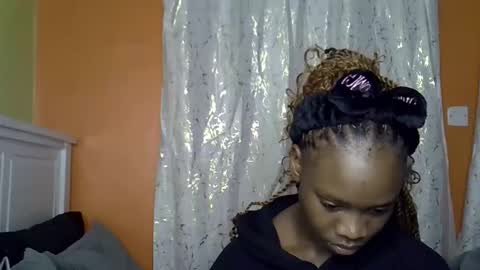 fine_queen12 online show from 09-09-25, 08:36