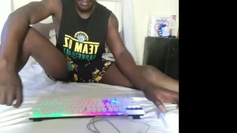Snapshot of fineebony chatting on 05-03-26, 02:23 HOT AND SWEET online show from 05-03-26, 02:23