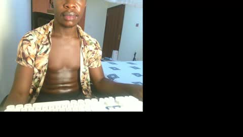 Snapshot of fineebony chatting on 05-04-26, 05:20 HOT AND SWEET online show from 05-04-26, 05:20
