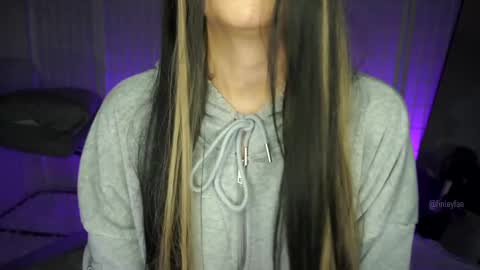 finleyfae online show from 02-10-25, 05:30