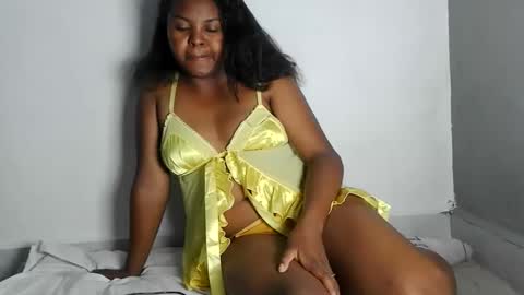 Snapshot of fiona_00 chatting on 05-08-26, 05:51 fiona_00 online show from 05-08-26, 05:51